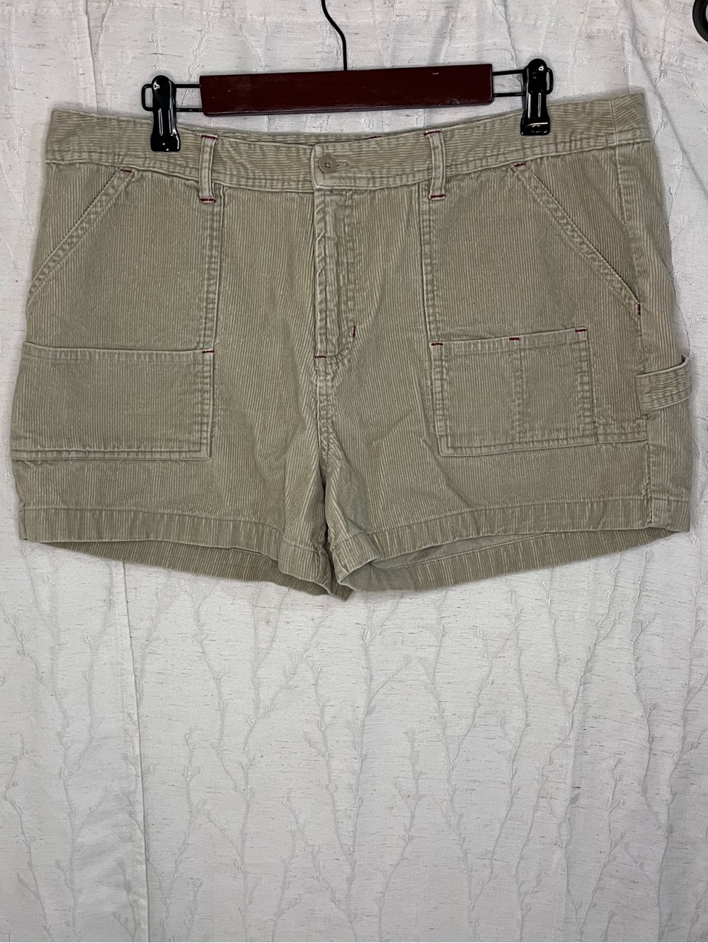 Size 16 Casual Women's Corduroy Shorts in Beige/Tan - Comfortable Multi Pocket